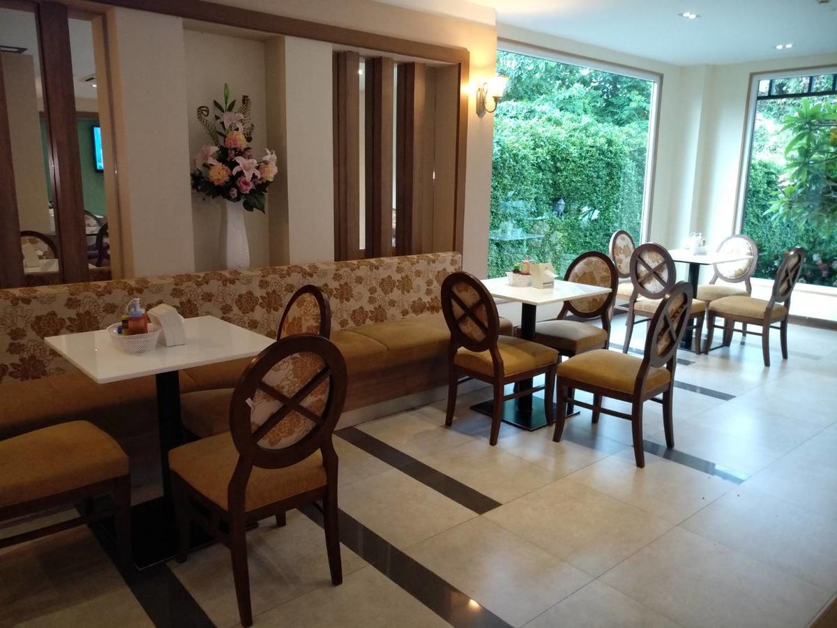 Kitlada Hotel Udonthani Kültér fotó