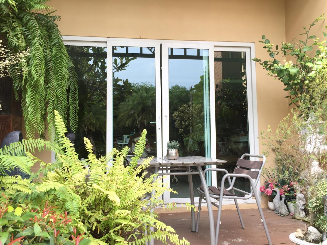 Kitlada Hotel Udonthani Kültér fotó