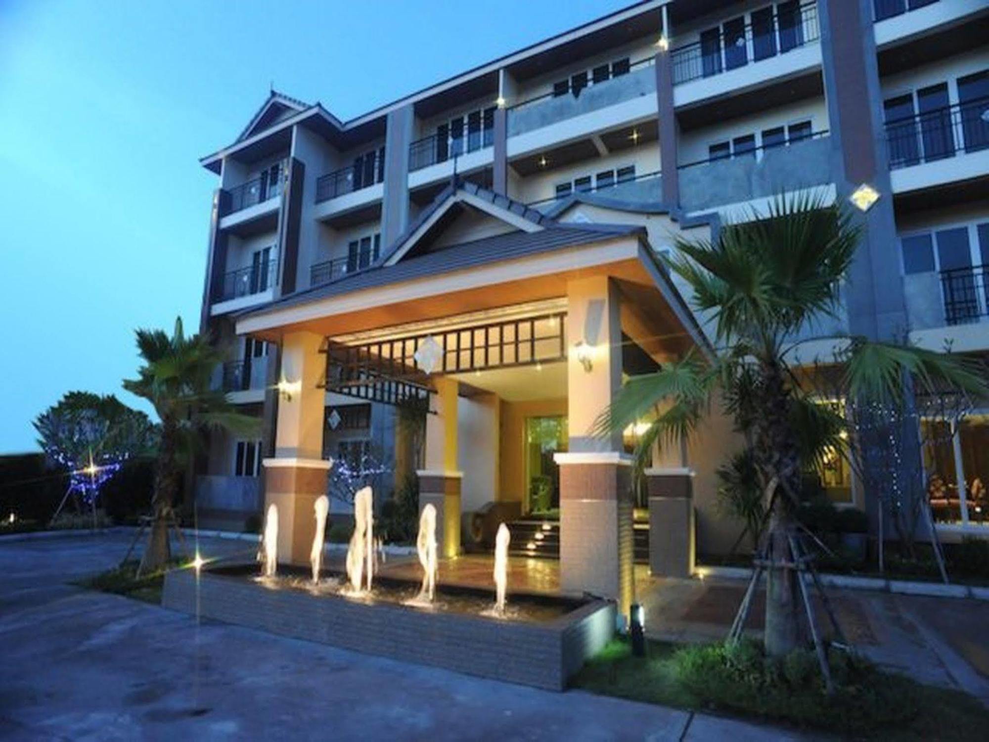 Kitlada Hotel Udonthani Kültér fotó
