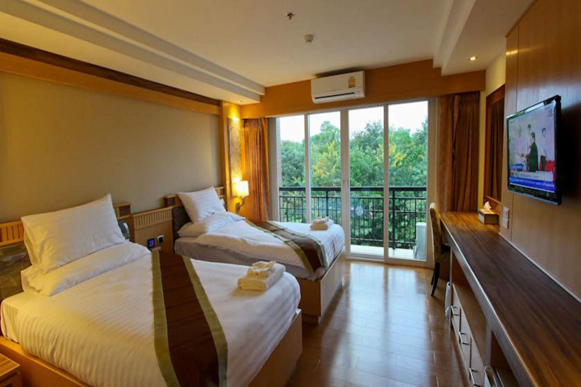 Kitlada Hotel Udonthani Kültér fotó